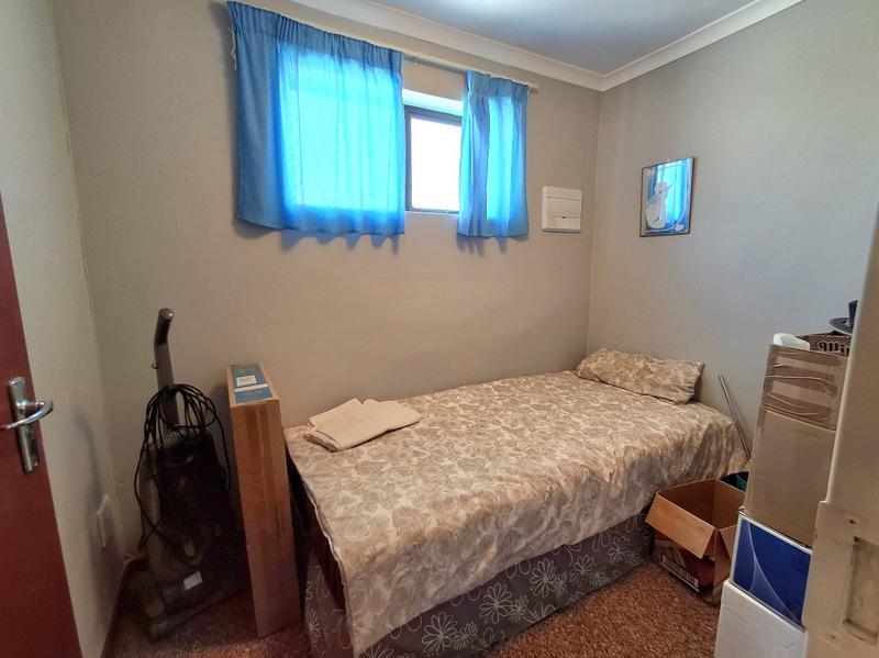 4 Bedroom Property for Sale in Britannia Bay Western Cape